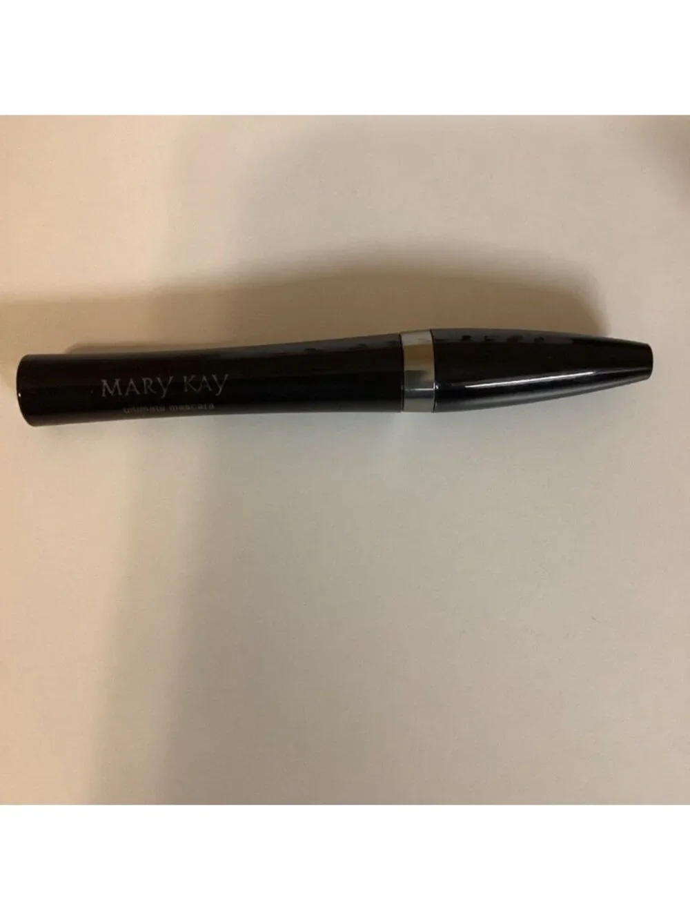 Mary Kay Ultimate Mascara .28 Oz Black/Noir BK28 Discontinued Authentic